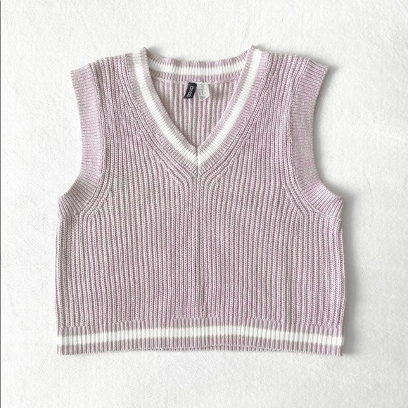 Lavender Contrast Stripe V-neck Sweater Vest - Picture 1 of 7